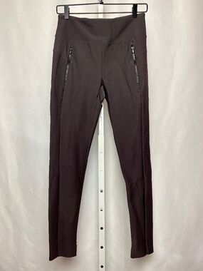Athleta Womenʻs Stellar Tight Espresso Brown with Vertical Zipper Pockets Small